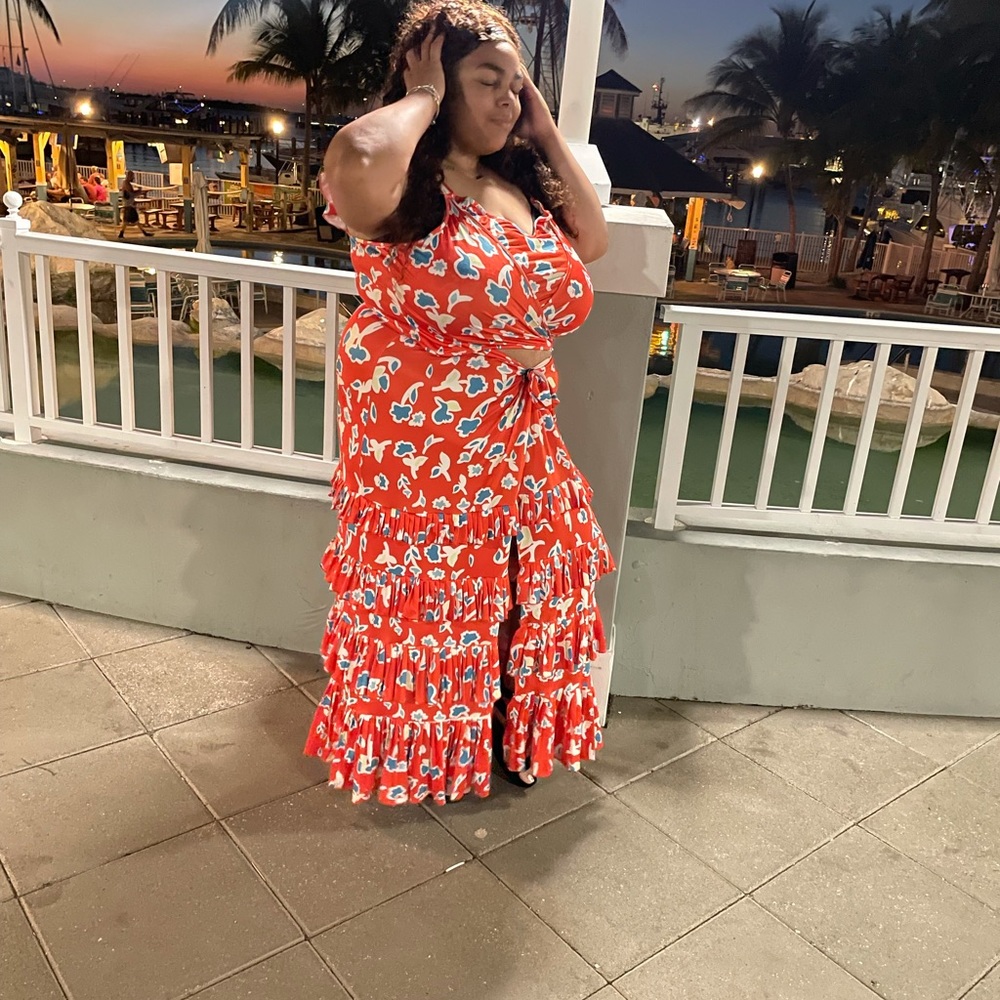 Rebdolls Bed of Roses skirt set